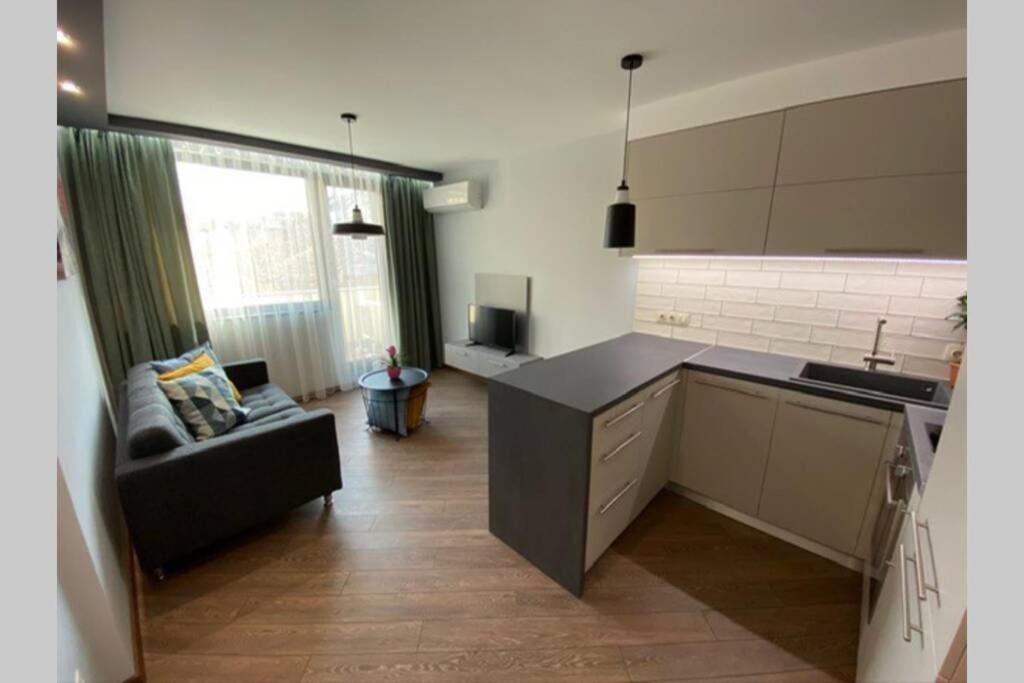 Lux 1Bd/1Ba City Center Apartment بلاغويفغراد المظهر الخارجي الصورة